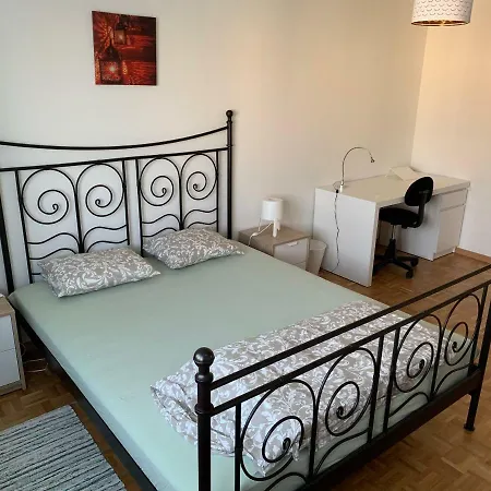Maya Gerance Oda ve Kahvaltı Vevey